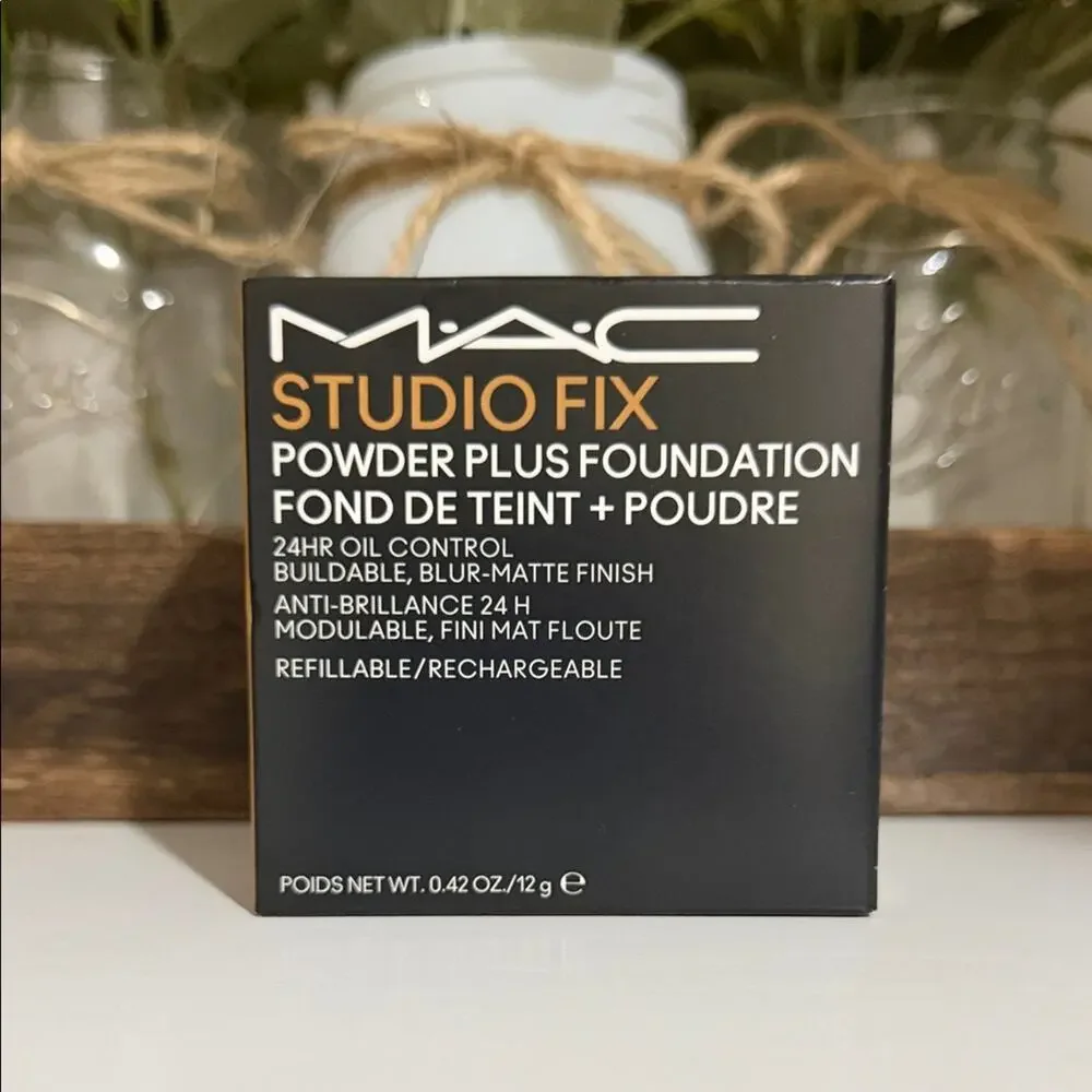 MAC Studio Fix Powder Plus Foundation C8 New Refillable Compact